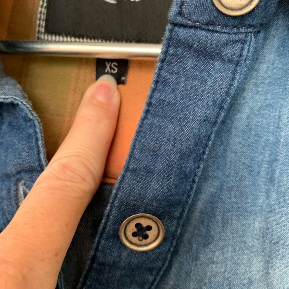 Rails sleeveless western embellished shirt - Picture 2 of 2